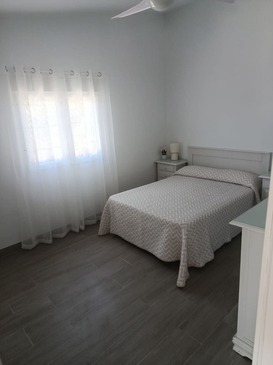 Finca/Country House for rent in Torrox - € 1,400 (Ref: 9610125)