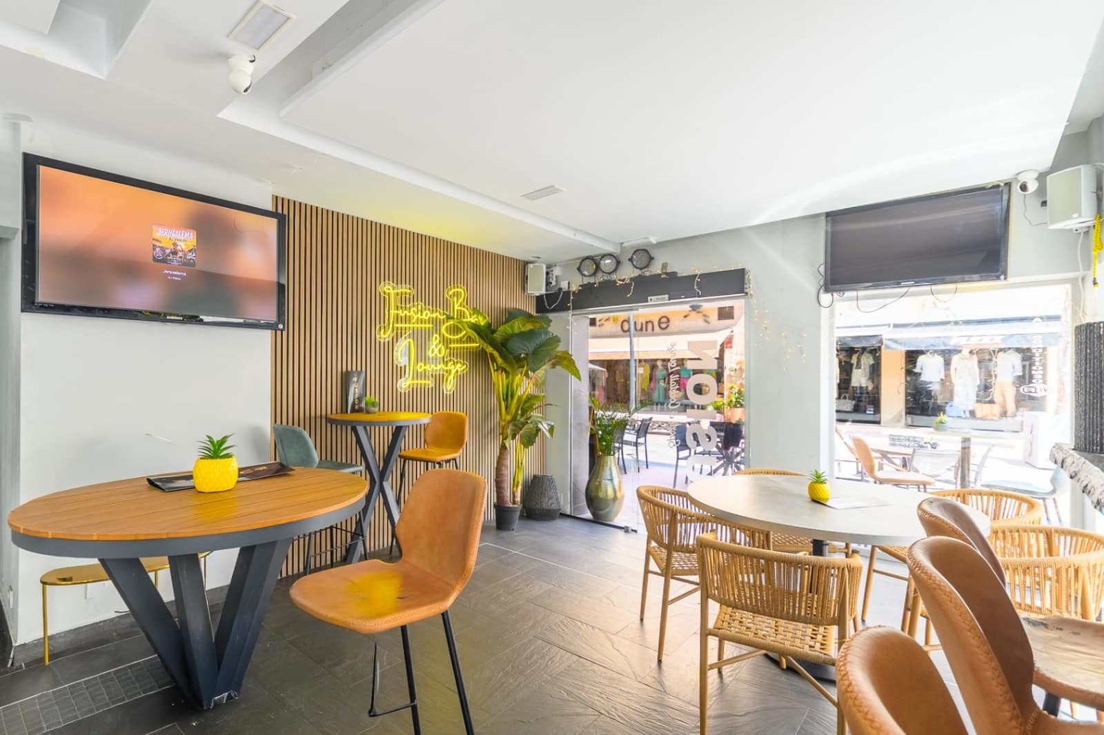 Restauracja lub bar na sprzedaż w Moraira - 140 000 € (Ref: 10002392)