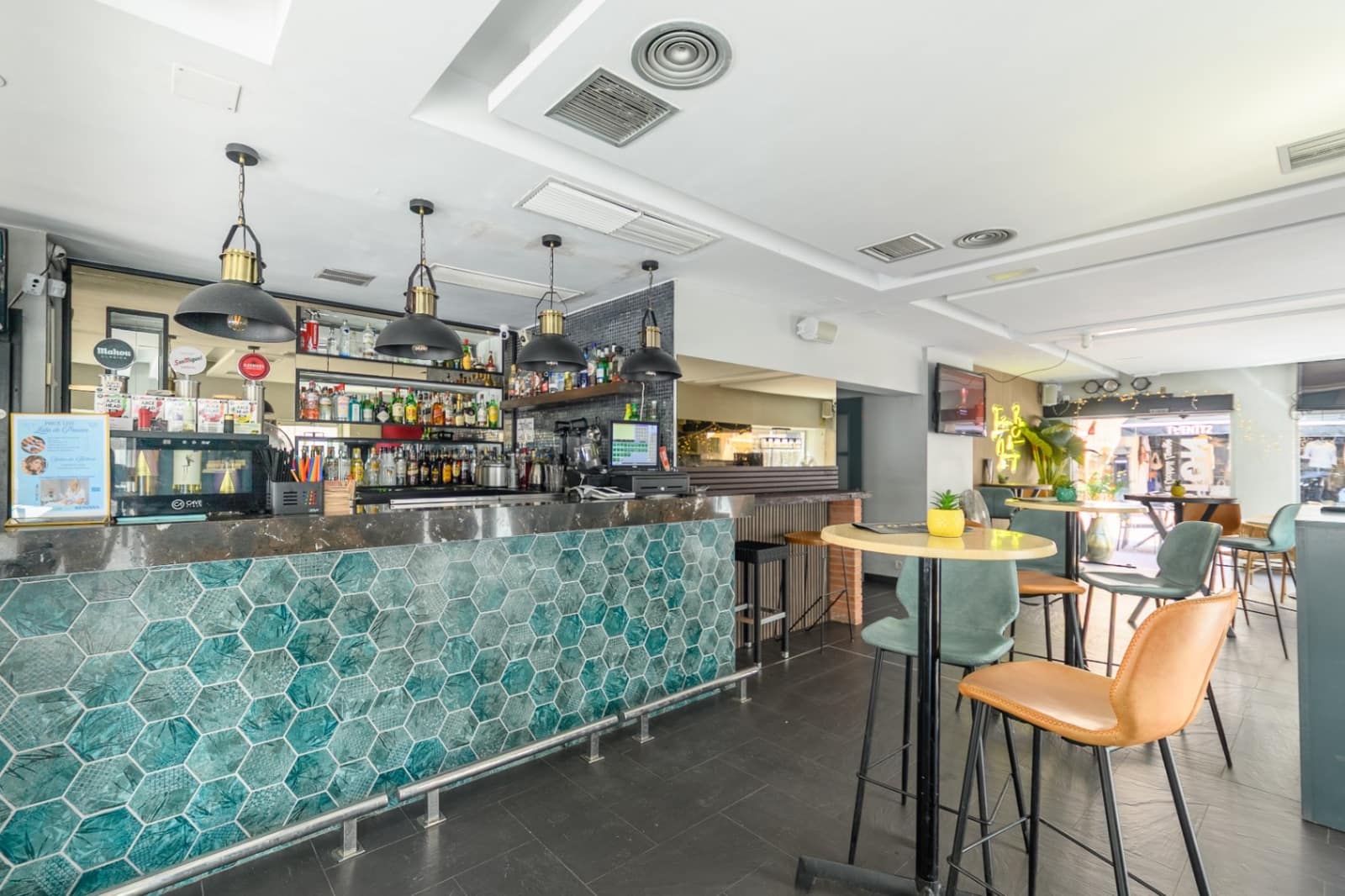 Restauracja lub bar na sprzedaż w Moraira - 140 000 € (Ref: 10002392)