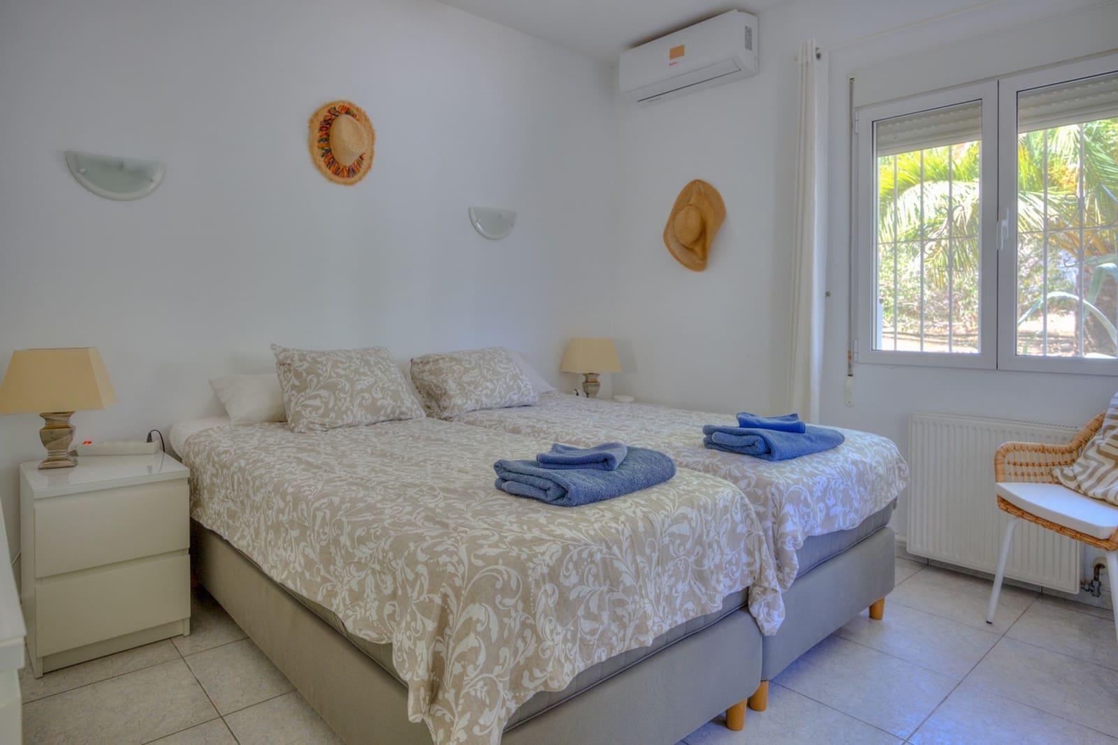 3 Zimmer Villa zu verkaufen in Moraira mit Pool - 915.000 € (Ref: 10009522)