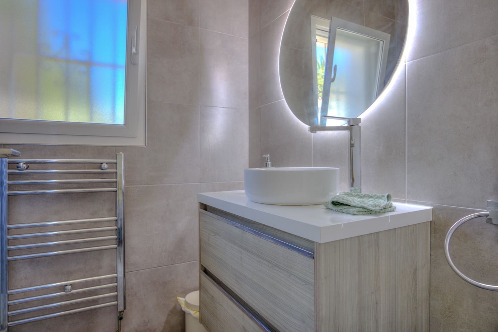 3 Zimmer Villa zu verkaufen in Moraira mit Pool - 915.000 € (Ref: 10009522)