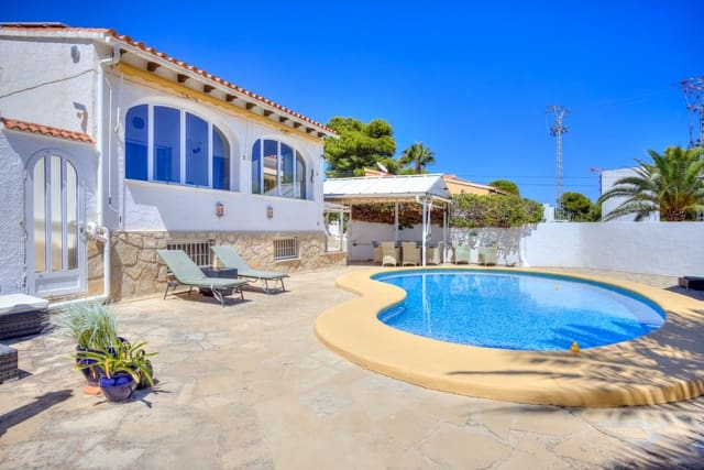 3 Zimmer Villa zu verkaufen in Moraira, Teulada-Moraira mit Pool - 915.000 € (Ref: 10009522)