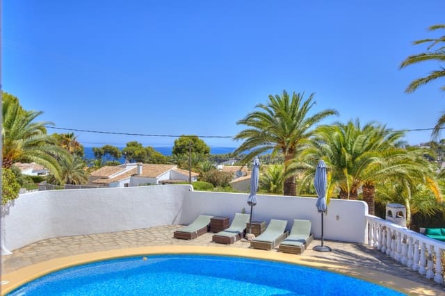 3 Zimmer Villa zu verkaufen in Moraira, Teulada-Moraira mit Pool - 915.000 € (Ref: 10009522)