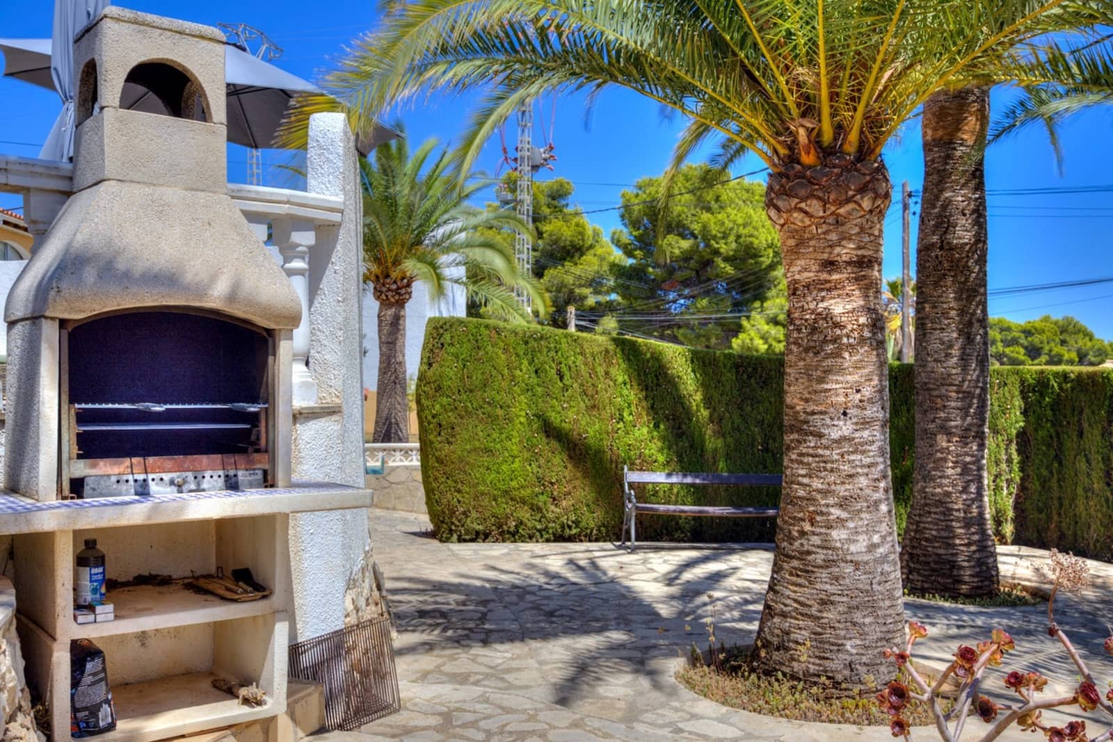 3 Zimmer Villa zu verkaufen in Moraira mit Pool - 915.000 € (Ref: 10009522)