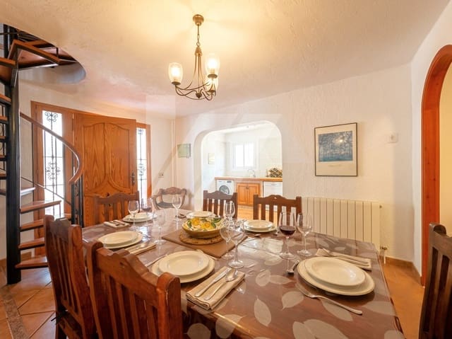 Chalet de 5 habitaciones en Moraira, Teulada-Moraira en venta con piscina - 625.000 € (Ref: 10016879)