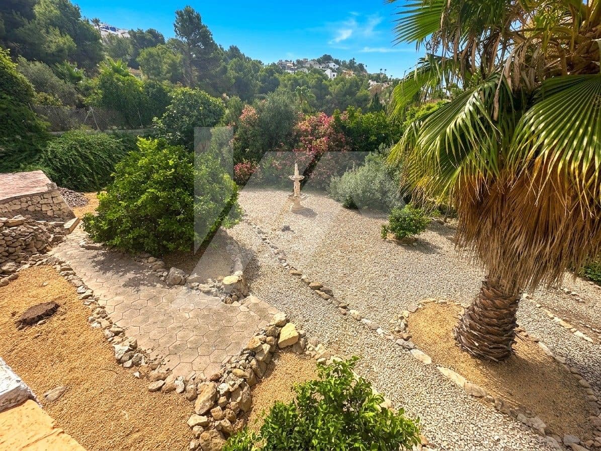 Chalet de 5 habitaciones en Moraira en venta con piscina - 625.000 € (Ref: 10016879)