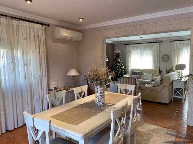 6 camera da letto Villa in vendita in Orba con piscina garage - 890.000 € (Rif: 10016882)
