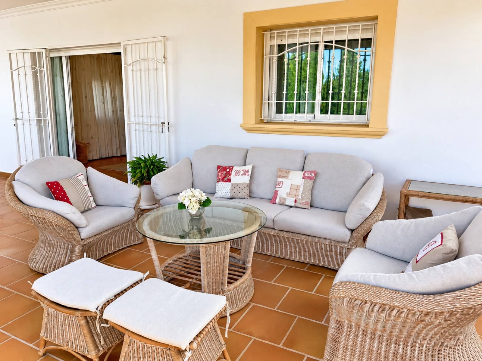 6 bedroom Villa for sale in Orba with pool garage - € 890,000 (Ref: 10016882)
