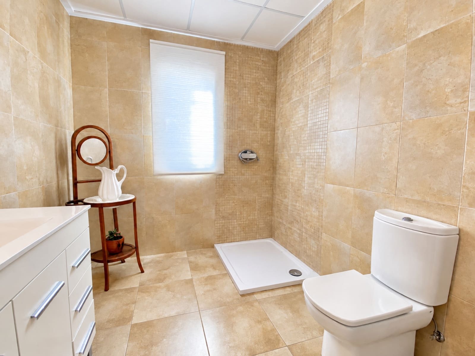 6 bedroom Villa for sale in Orba with pool garage - € 890,000 (Ref: 10016882)