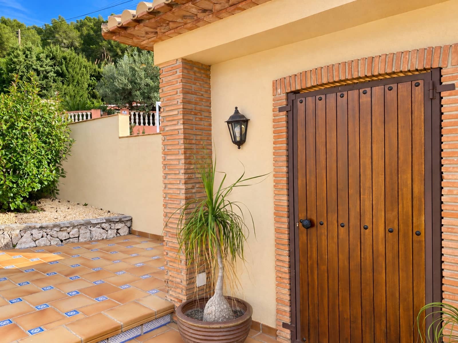 6 bedroom Villa for sale in Orba with pool garage - € 890,000 (Ref: 10016882)