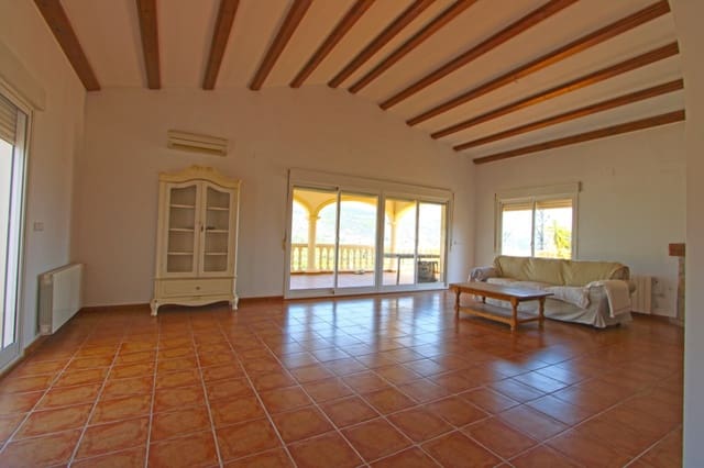 5 camera da letto Villa in vendita in Orba con piscina garage - 645.000 € (Rif: 10016884)