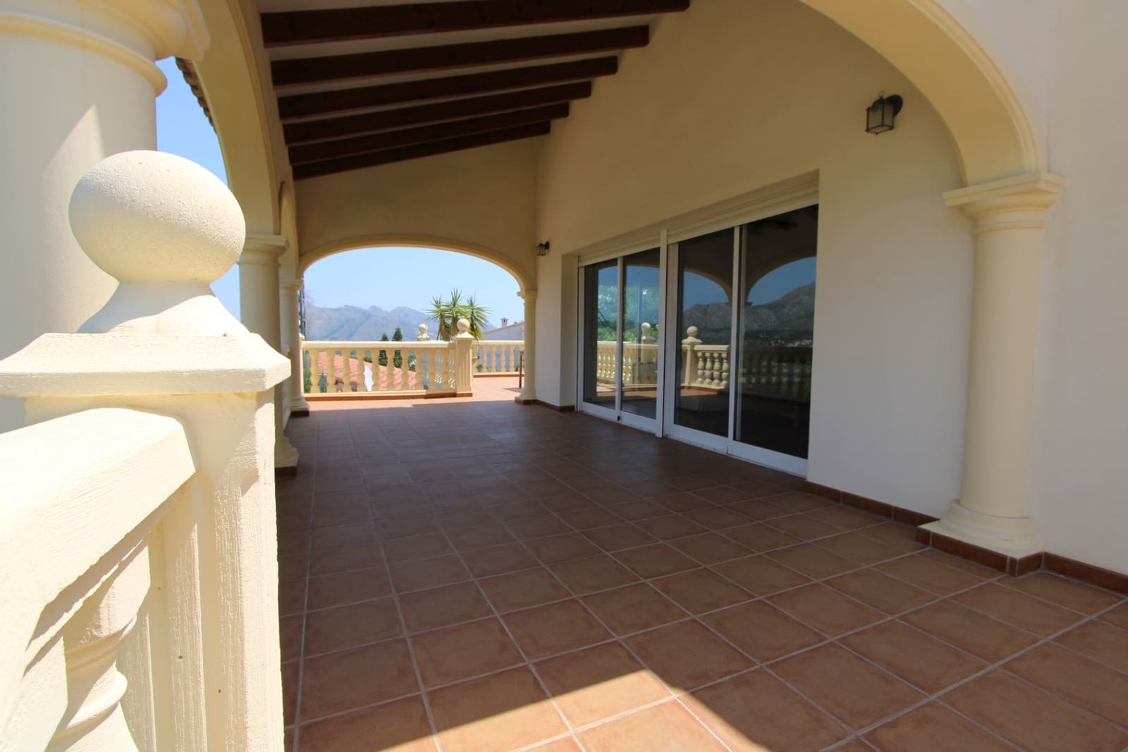 5 camera da letto Villa in vendita in Orba con piscina garage - 645.000 € (Rif: 10016884)