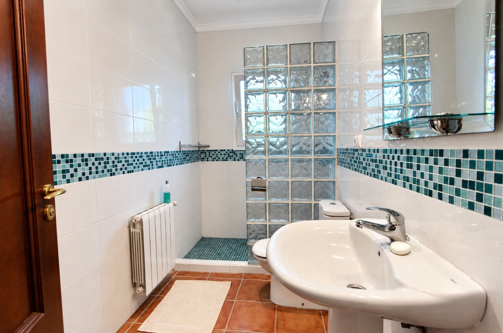 5 bedroom Villa for sale in Orba with pool garage - € 645,000 (Ref: 10016884)