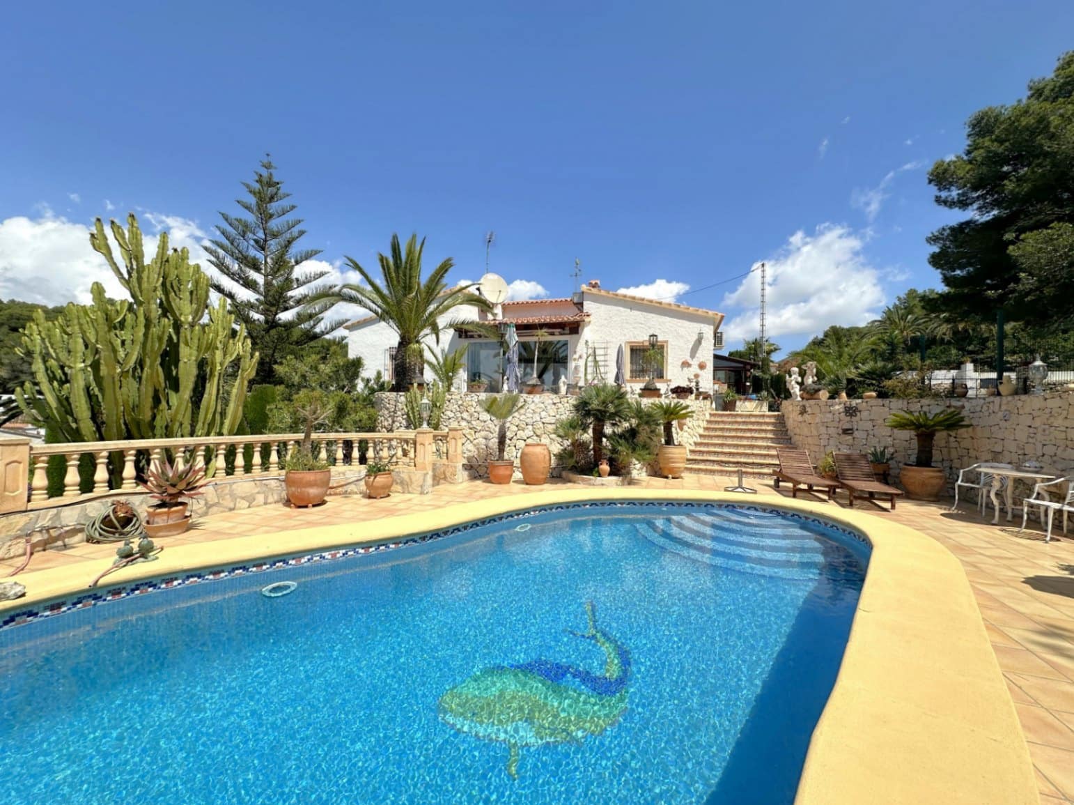 3 sypialnia Willa na sprzedaż w Moraira z basenem garażem - 820 000 € (Ref: 10016885)