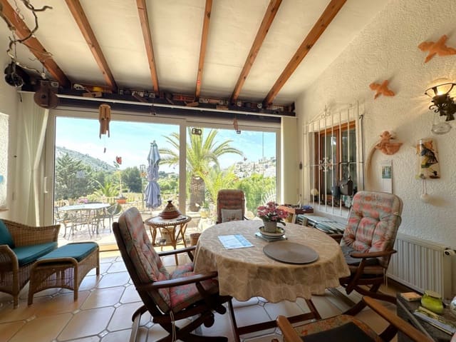 3 sypialnia Willa na sprzedaż w Moraira, Teulada-Moraira z basenem garażem - 820 000 € (Ref: 10016885)