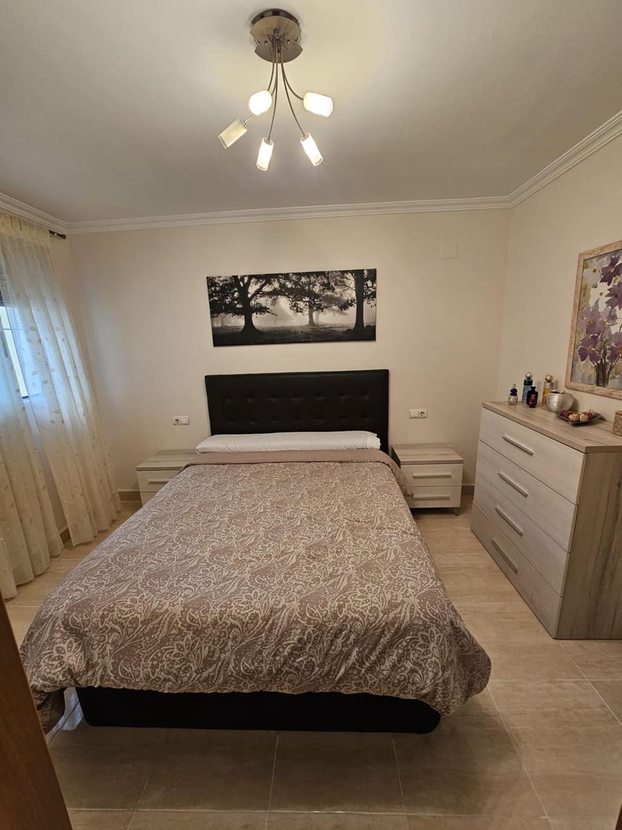 Apartamento de 3 habitaciones en Dénia en venta con garaje - 299.000 € (Ref: 10016886)