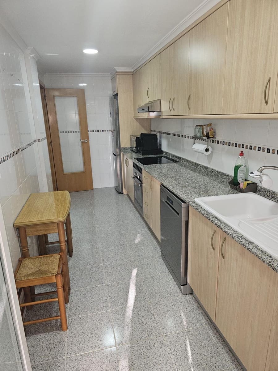 Apartamento de 3 habitaciones en Dénia en venta con garaje - 299.000 € (Ref: 10016886)