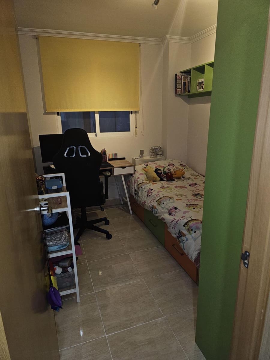 Apartamento de 3 habitaciones en Dénia en venta con garaje - 299.000 € (Ref: 10016886)