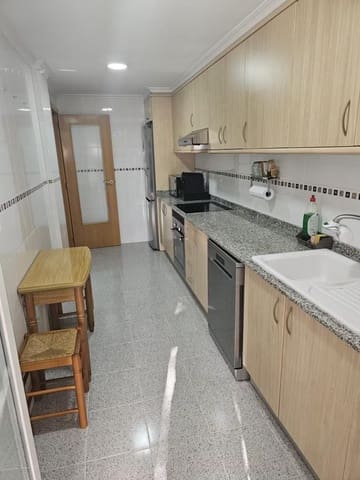3 makuuhuone Huoneisto myytävänä paikassa Dénia mukana 
autotalli - 299 000 € (Ref: 10016888)