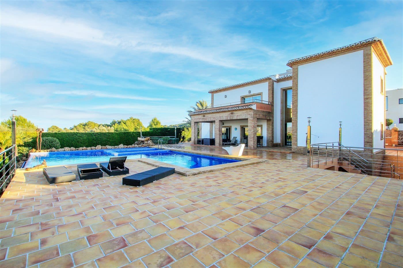 5 bedroom Villa for sale in Javea / Xabia with pool garage - € 1,215,000 (Ref: 10016893)