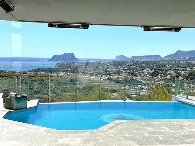 4 quarto Moradia para venda em Moraira, Teulada-Moraira com piscina garagem - 1 990 000 € (Ref: 10016896)