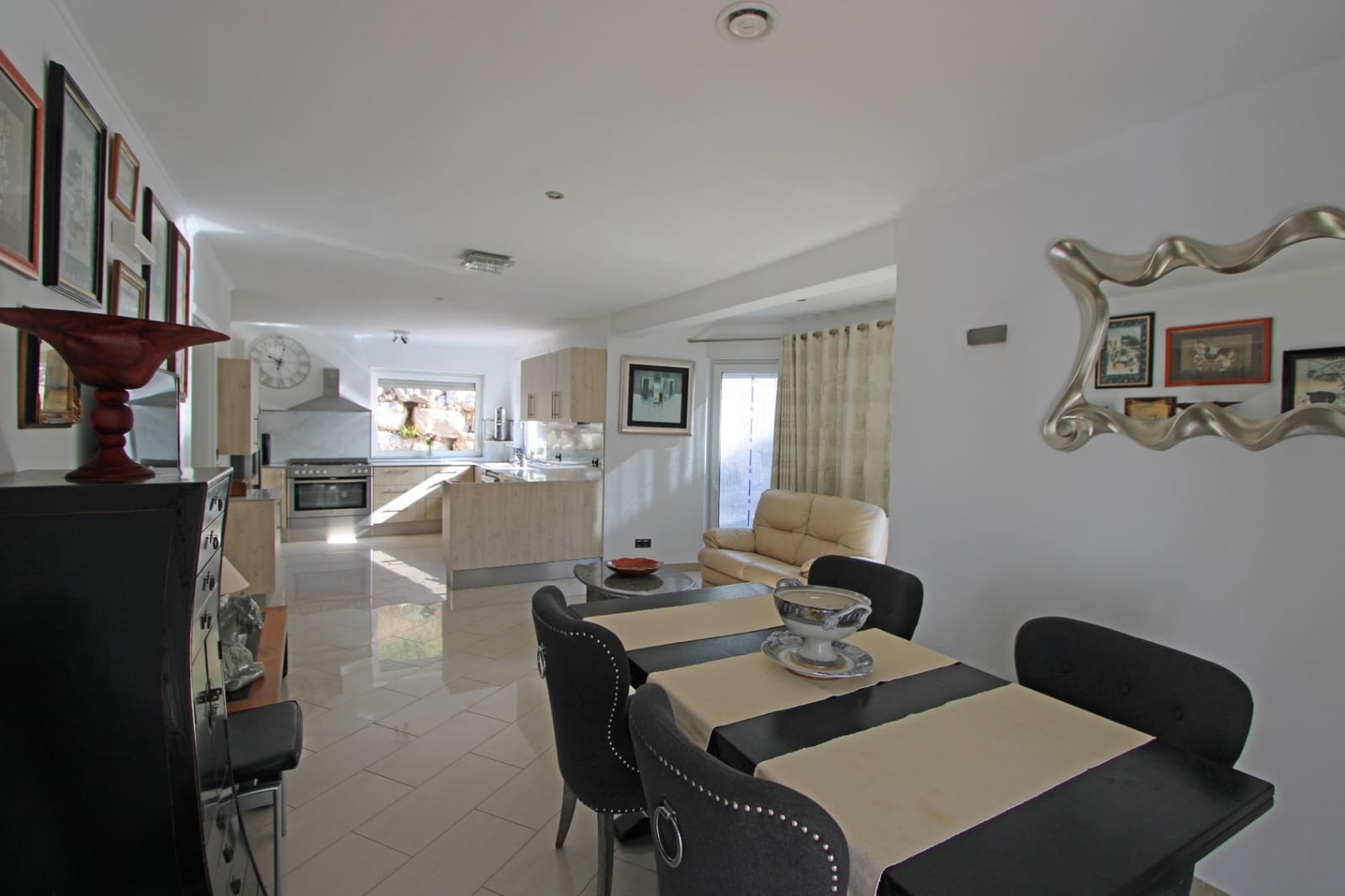 Chalet de 4 habitaciones en Jalón / Xaló en venta con piscina garaje - 475.000 € (Ref: 10031291)