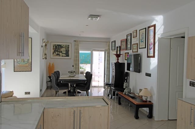 4 slaapkamer Villa te koop in Jalón / Xaló met zwembad garage - € 475.000 (Ref: 10031291)