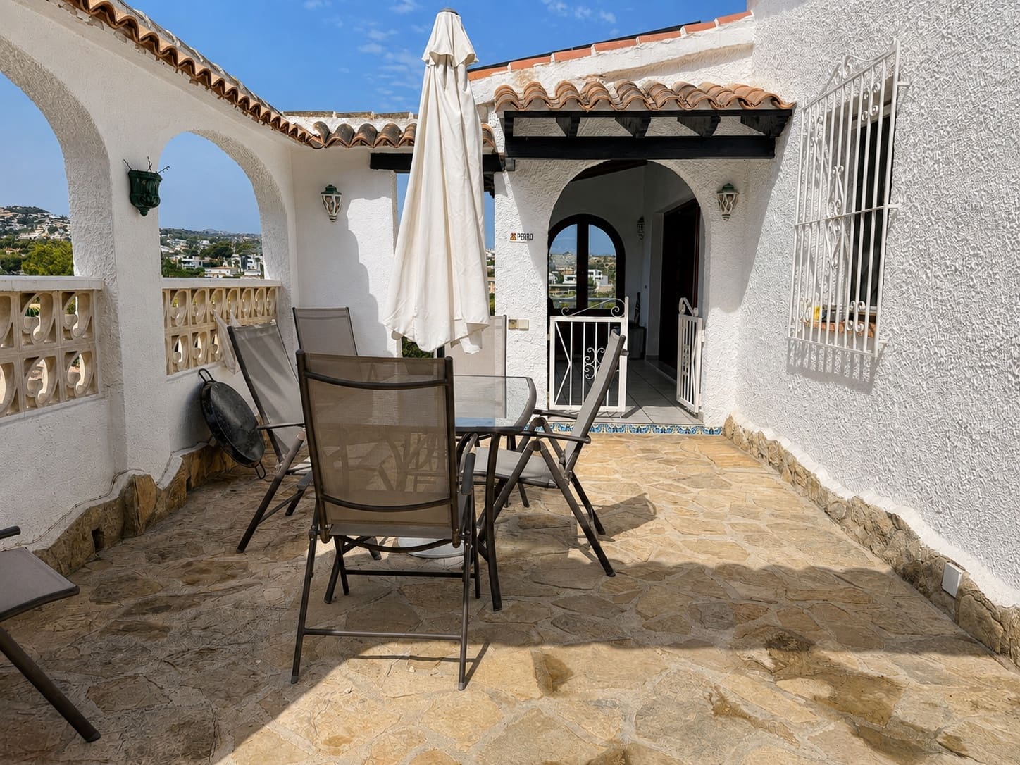 4 soverom Villa til salgs i Moraira med svømmebasseng - € 595 000 (Ref: 10048415)
