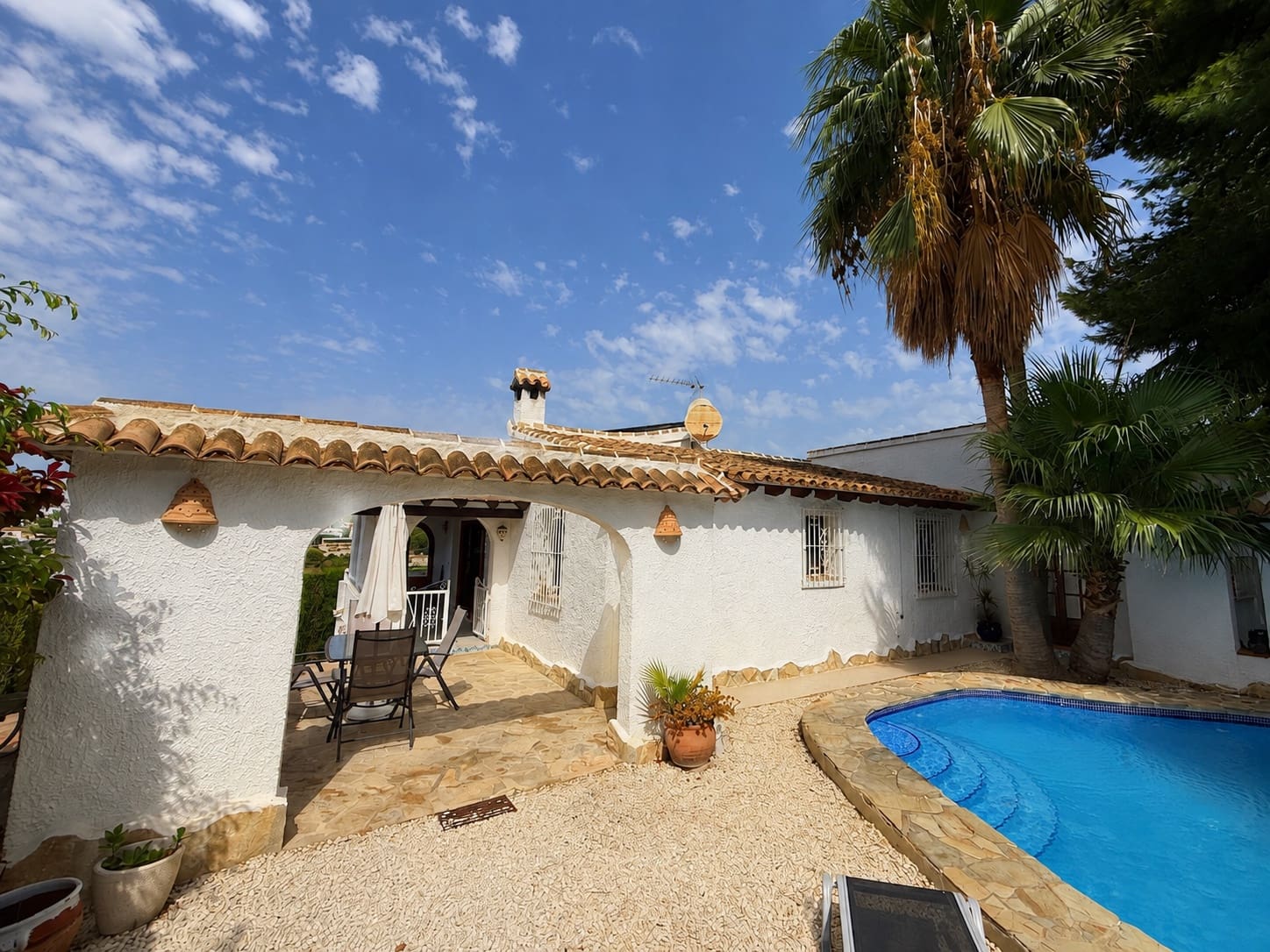4 soverom Villa til salgs i Moraira med svømmebasseng - € 595 000 (Ref: 10048415)