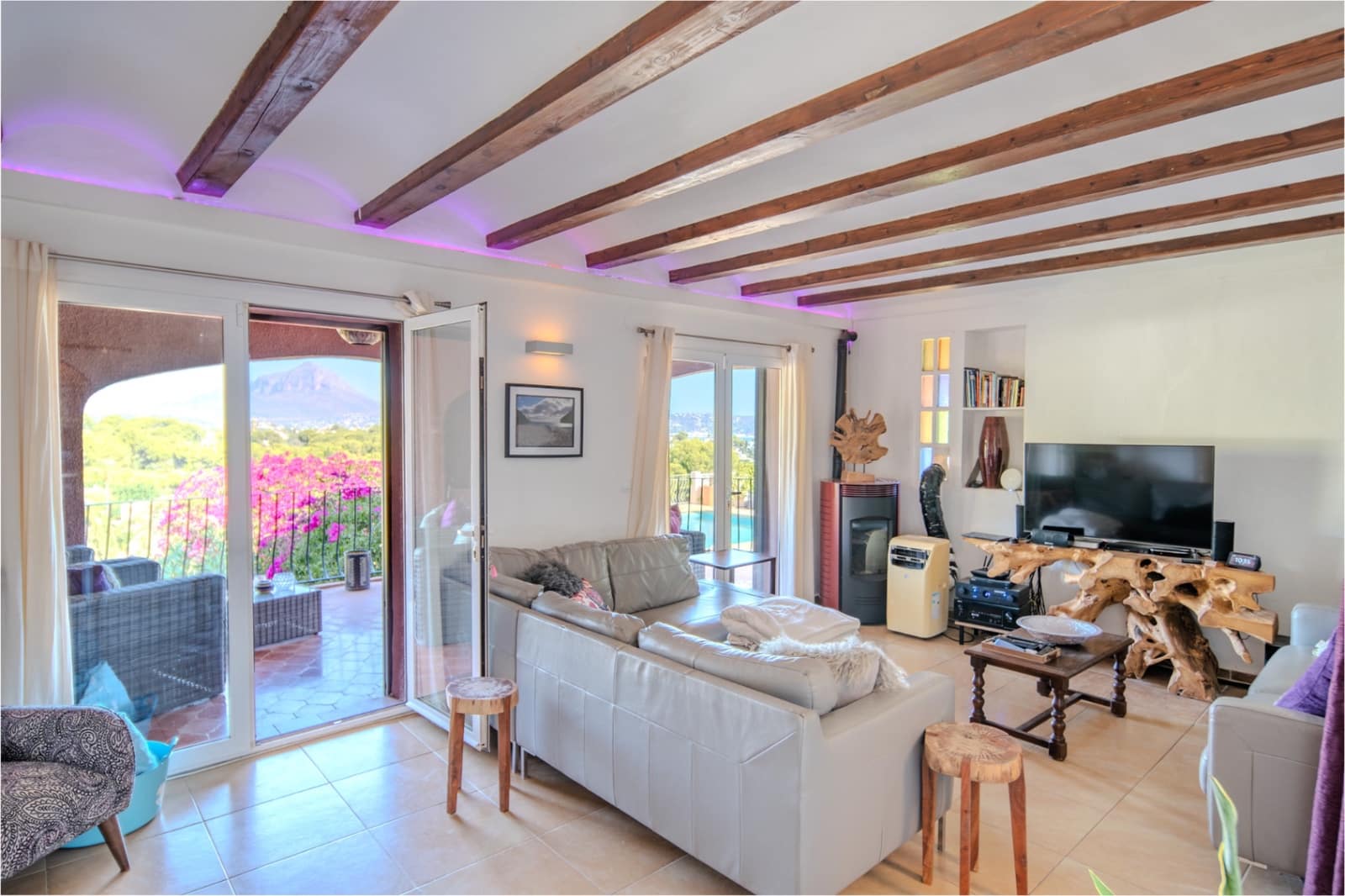 Chalet de 4 habitaciones en Javea / Xàbia en venta con garaje - 925.000 € (Ref: 10048418)