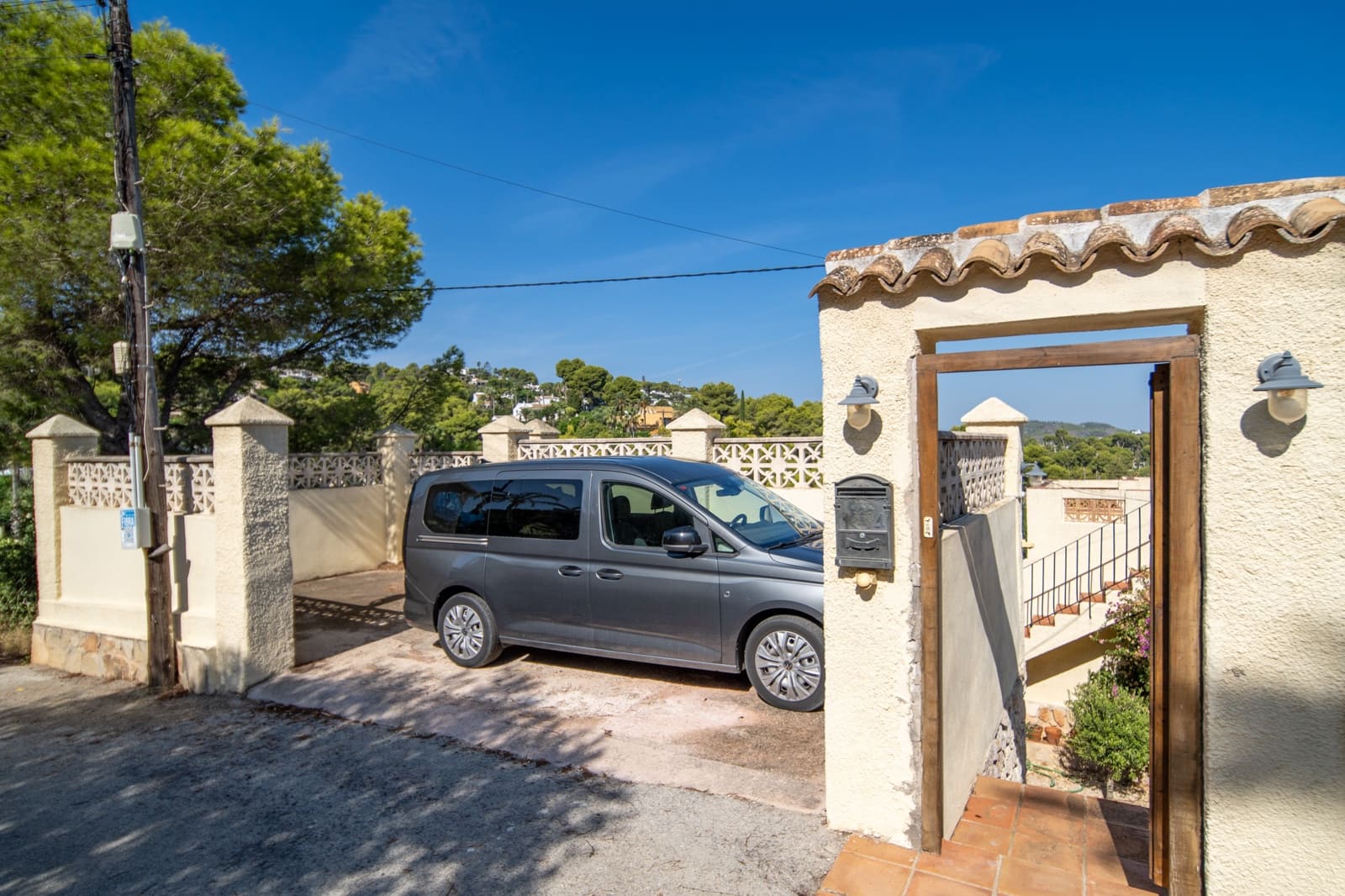Chalet de 4 habitaciones en Javea / Xàbia en venta con garaje - 925.000 € (Ref: 10048418)