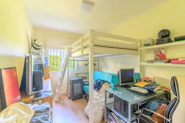 3 quarto Apartamento para venda em Dénia - 320 000 € (Ref: 10065697)