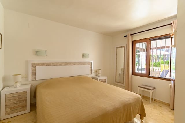 2 slaapkamer Villa te koop in Moraira, Teulada-Moraira met zwembad garage - € 465.000 (Ref: 10077192)