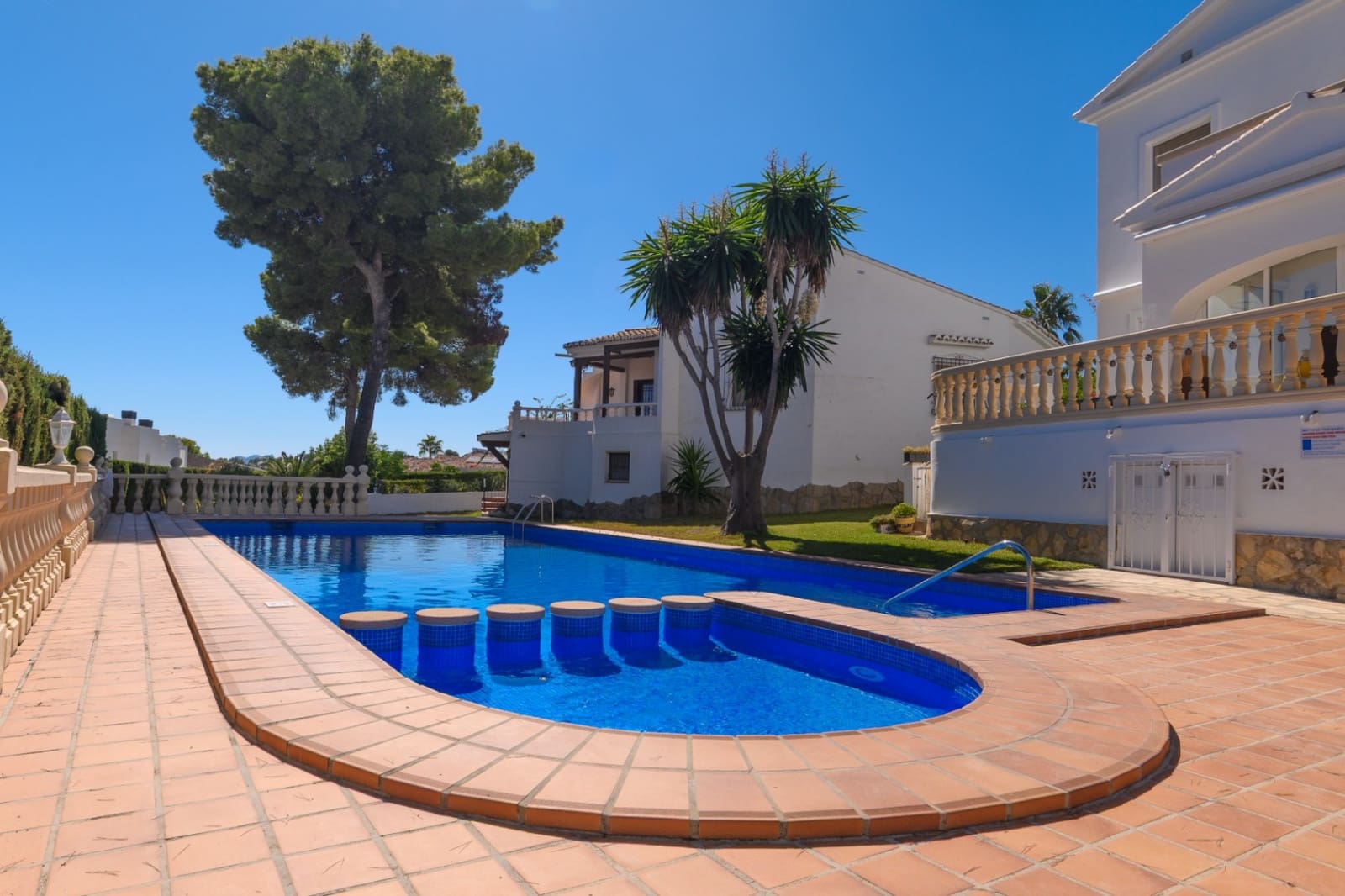 2 quarto Moradia para venda em Moraira com piscina garagem - 465 000 € (Ref: 10077192)
