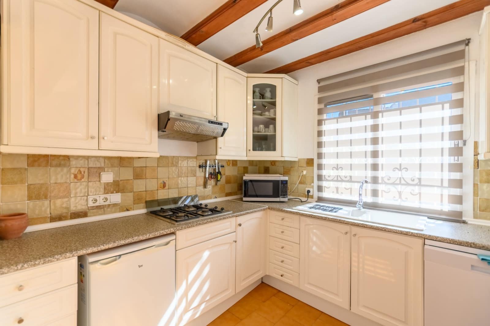 2 bedroom Villa for sale in Moraira with pool garage - € 329,000 (Ref: 10116052)