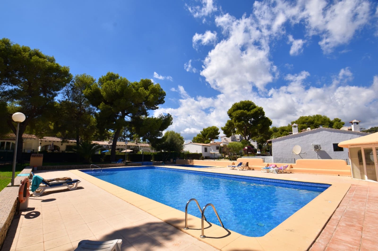 2 bedroom Villa for sale in Moraira with pool garage - € 329,000 (Ref: 10116052)
