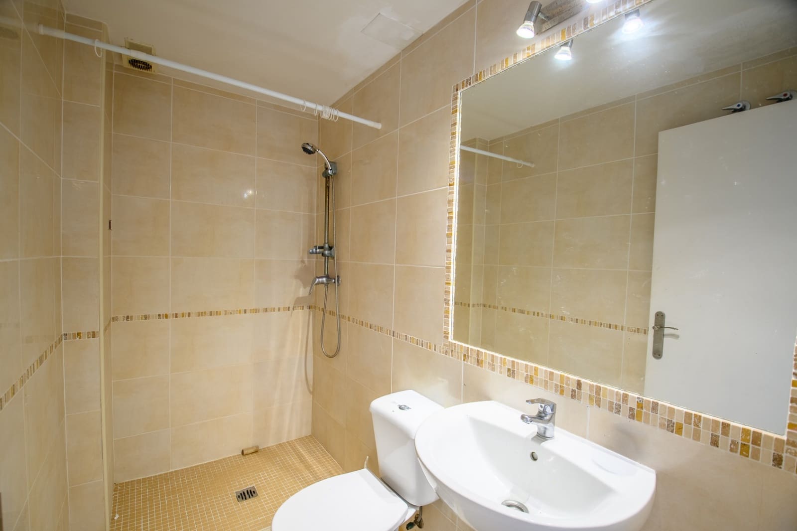 3 bedroom Apartment for sale in Teulada with garage - € 196,000 (Ref: 10124707)