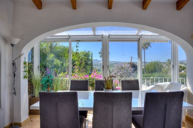3 sovrum Villa till salu i Moraira, Teulada-Moraira med pool - 475 000 € (Ref: 10125254)