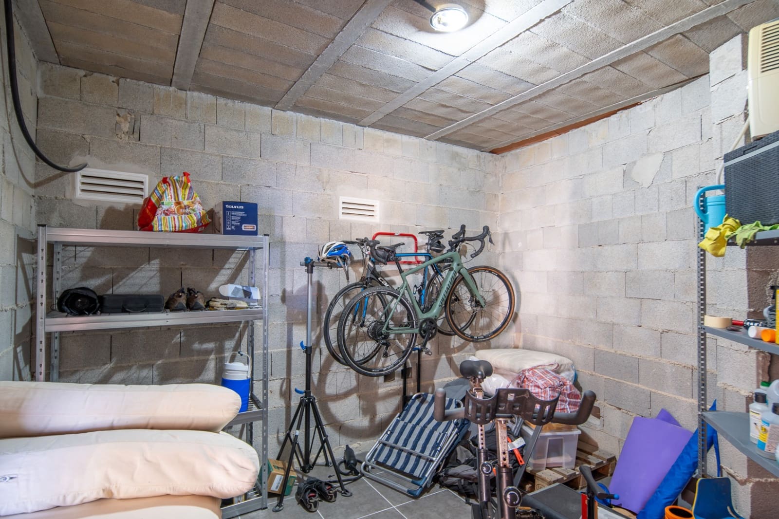 3 chambre Villa/Maison à vendre à Ambolo avec piscine - 795 000 € (Ref: 10125260)