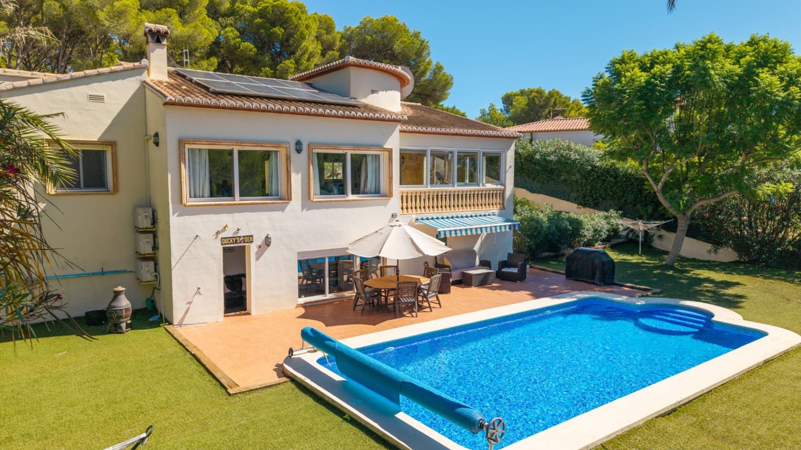 3 chambre Villa/Maison à vendre à Ambolo avec piscine - 795 000 € (Ref: 10125260)