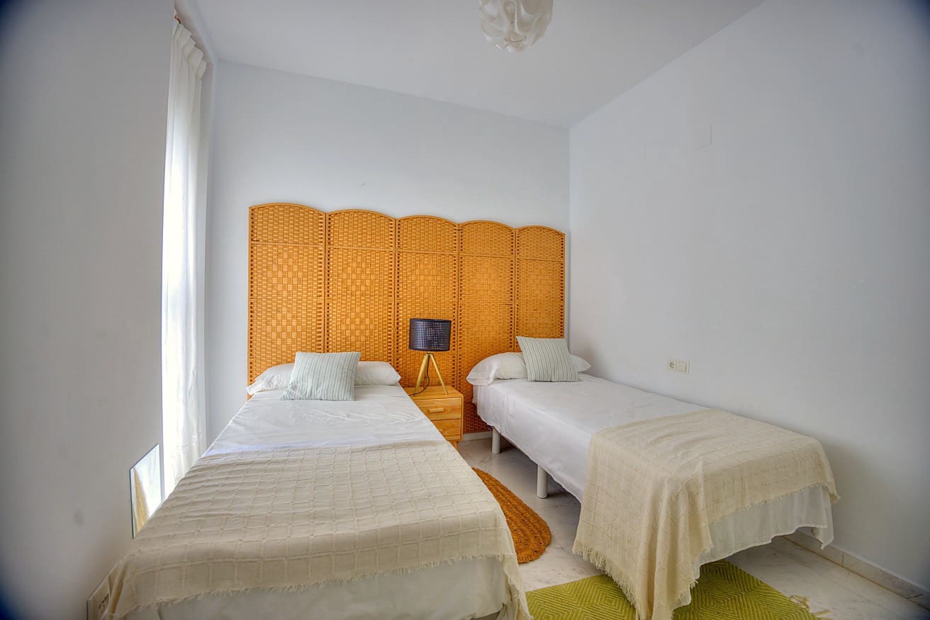 3 bedroom Flat for sale in Benitachell / Benitatxell with garage - € 275,000 (Ref: 10125263)