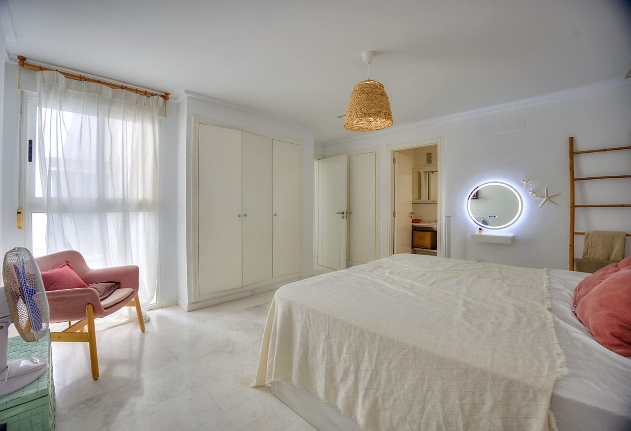 3 bedroom Flat for sale in Benitachell / Benitatxell with garage - € 275,000 (Ref: 10125263)