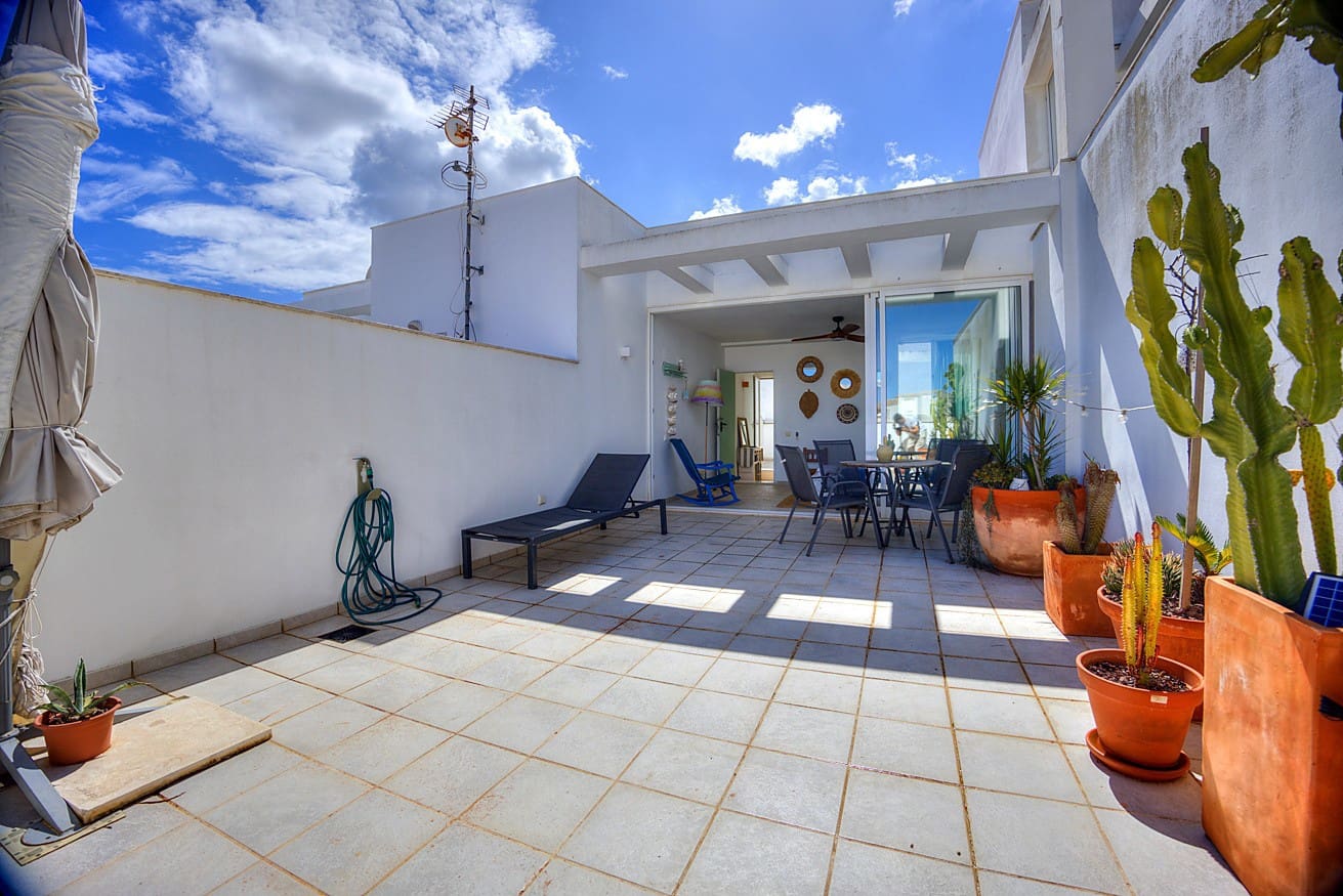 3 bedroom Flat for sale in Benitachell / Benitatxell with garage - € 275,000 (Ref: 10125263)