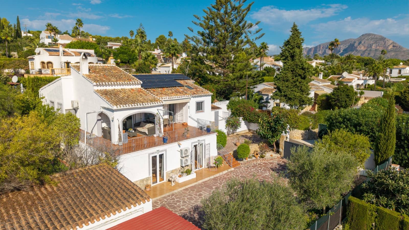 5 quarto Moradia para venda em Javea / Xabia com piscina garagem - 700 000 € (Ref: 10125264)
