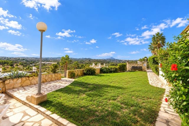 2 sypialnia Dom blizniak na sprzedaż w Moraira, Teulada-Moraira z basenem - 320 000 € (Ref: 10135079)