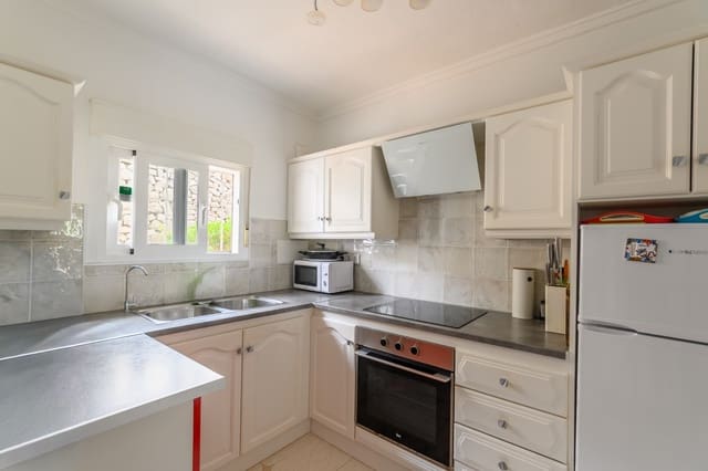 2 sypialnia Dom blizniak na sprzedaż w Moraira, Teulada-Moraira z basenem - 320 000 € (Ref: 10135079)