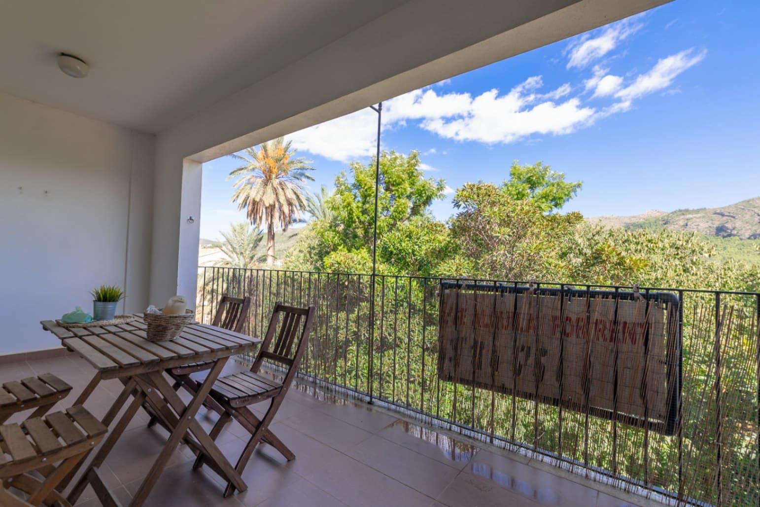 2 Zimmer Apartment zu verkaufen in Jalon / Xalo - 225.000 € (Ref: 10140461)