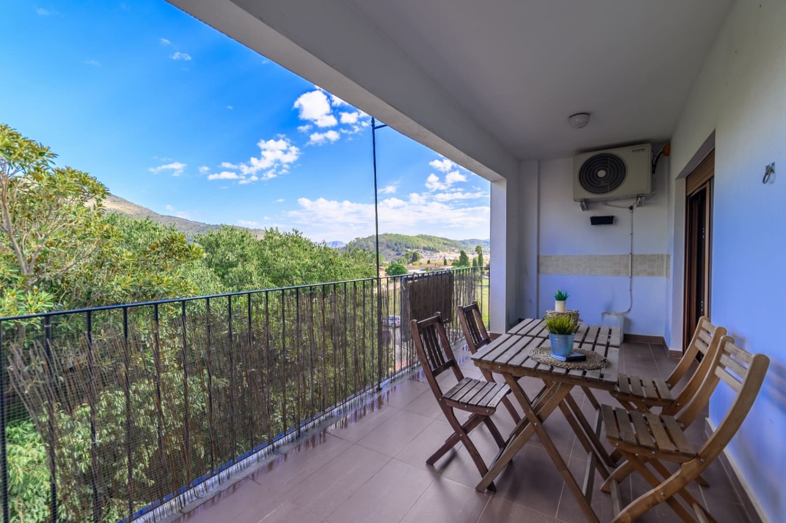2 Zimmer Apartment zu verkaufen in Jalon / Xalo - 225.000 € (Ref: 10140461)