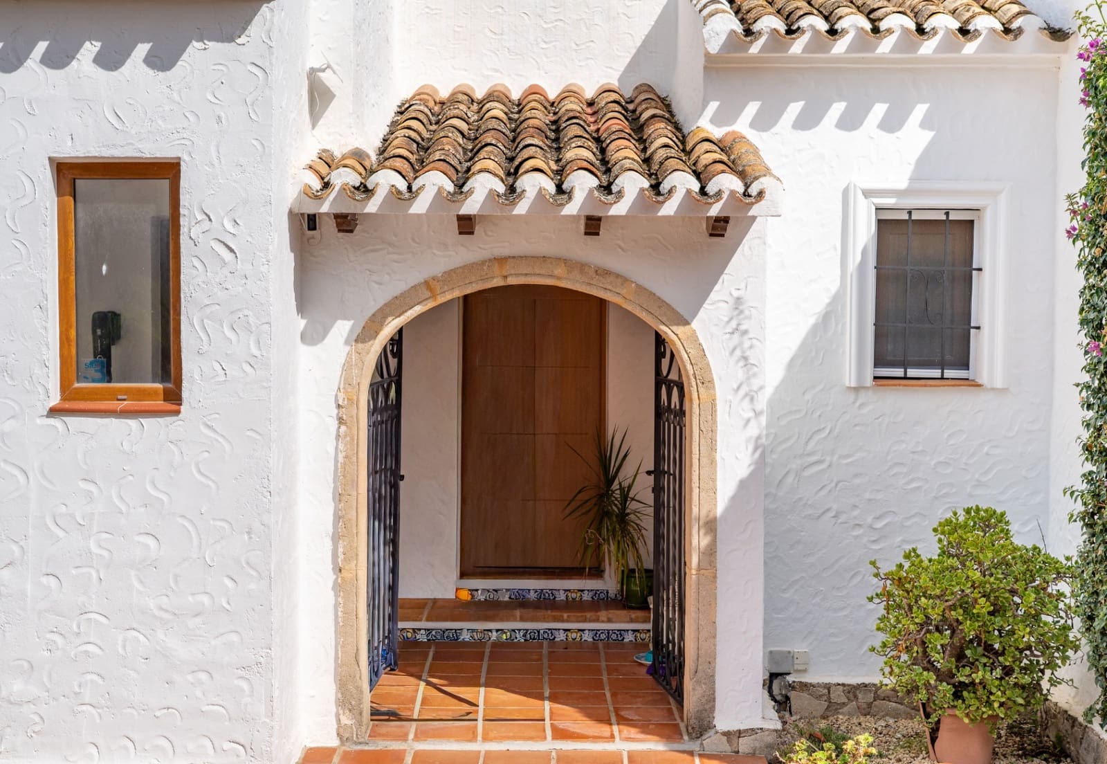 5 bedroom Villa for sale in Adsubia with pool - € 1,250,000 (Ref: 10158388)