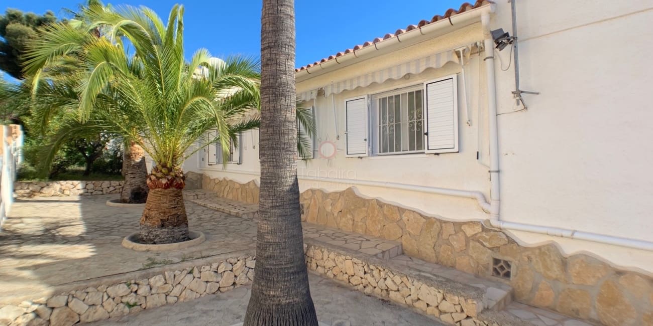3 soveværelse Villa til salg i Moraira med swimmingpool garage - € 895.000 (Ref: 10163197)
